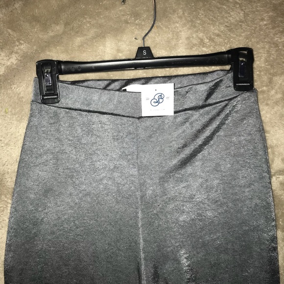 Cute formal Two piece set - Picture 3 of 3